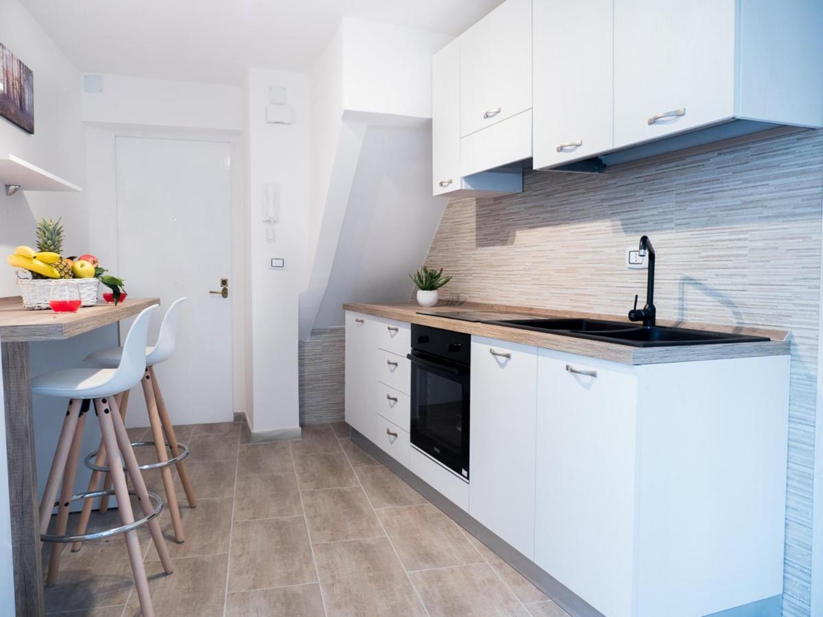 Apartamento Chiaia Premium Flat, Naples Center, Near Seaside Exterior foto